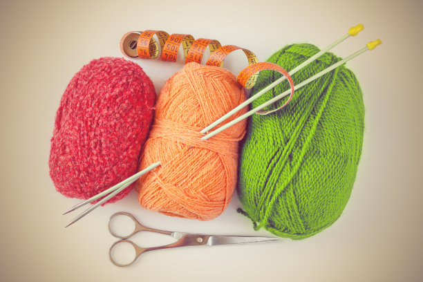 针织辅料:线束、针、剪刀、米图片下载
