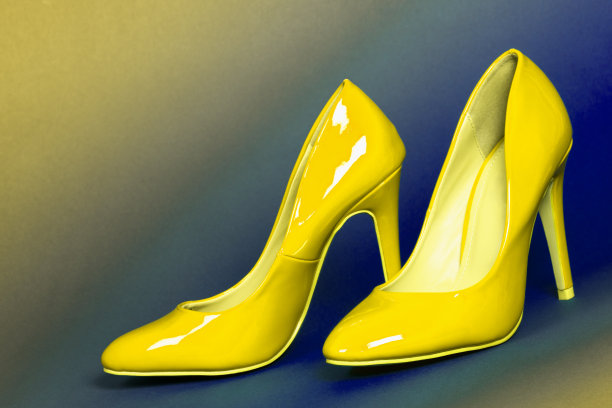 黄色高跟鞋图片下载