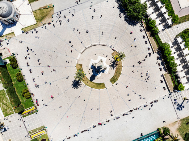 科纳克广场和钟楼图片下载