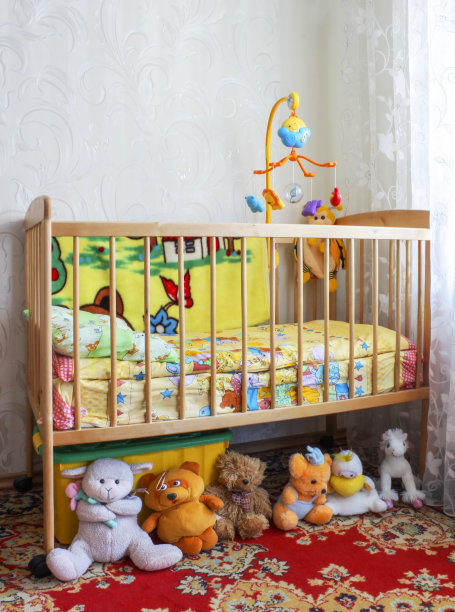 婴儿床图片下载