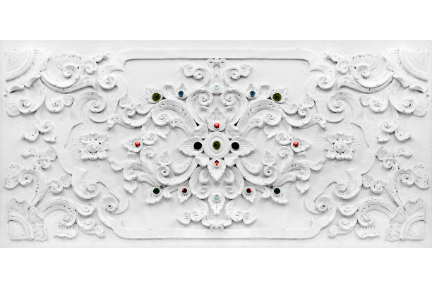 白色泰国艺术灰泥花墙，泰国寺庙图片下载