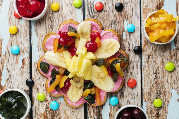 草莓巧克力华夫饼水果图片下载