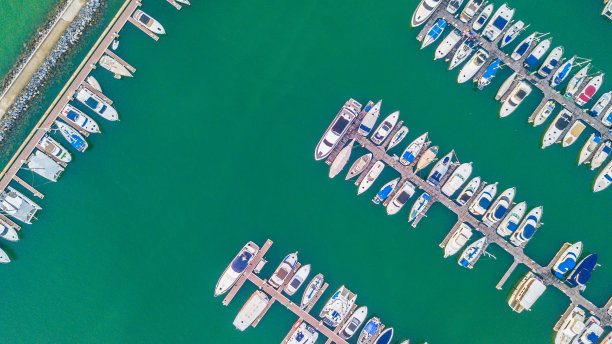 游艇码头鸟瞰图图片下载
