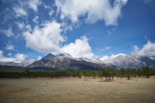 玉龙雪山景观图片下载