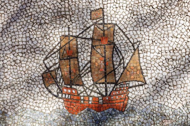 15世纪喷泉细节(卡拉维尔船)在Quinta da Fidalga图片下载