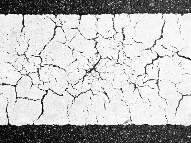 黑白斑马线柏油路纹理图片下载