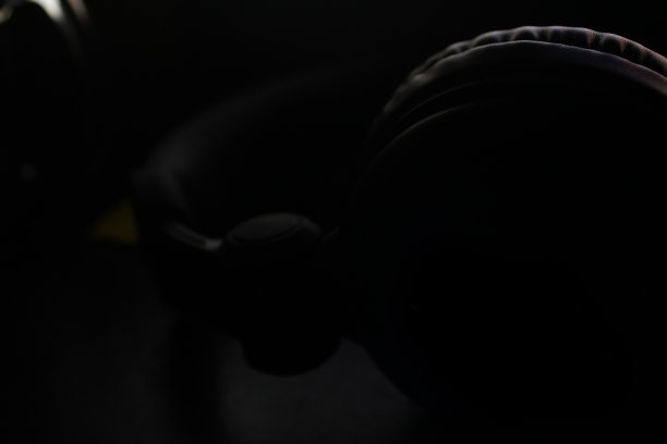 游戏耳机图片下载