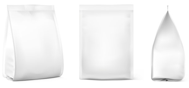 真实的食品零食袋孤立在白色的背景。正面，等距和侧视图。图片下载