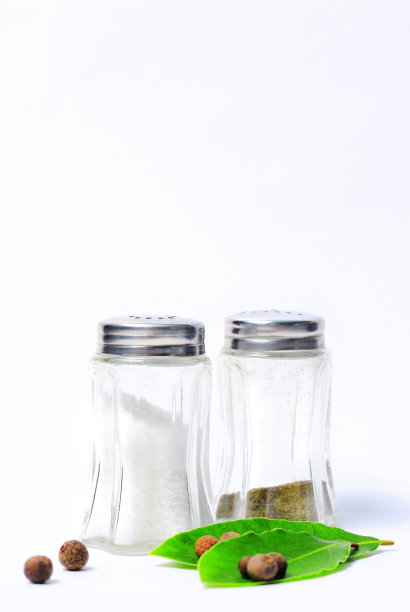 盐和胡椒图片下载