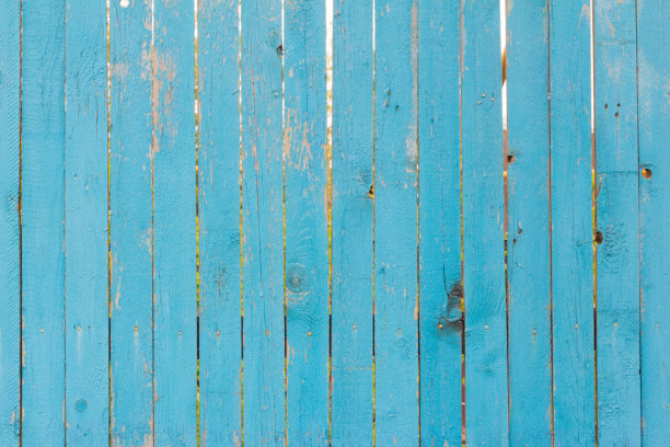 木制背景，古老的村庄围栏，漆成蓝色图片下载