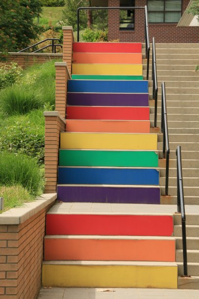 平等的阶梯图片下载