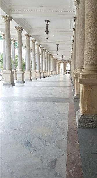 柱廊，建筑柱，背景与复制空间图片下载