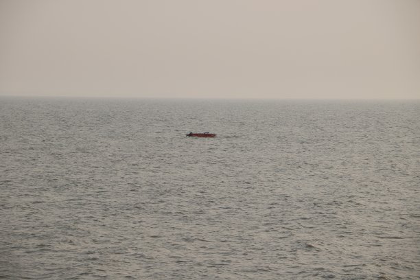 海上运输船图片下载