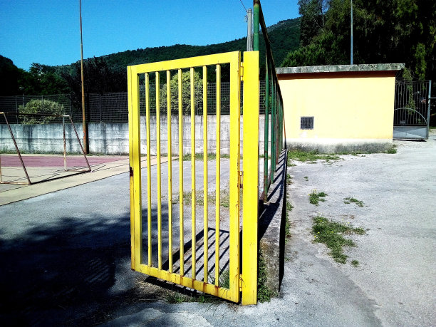 意大利南部坎帕尼亚的运动场。图片下载