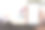 模拟显示手机在手与模糊的现代汽车背景图片下载