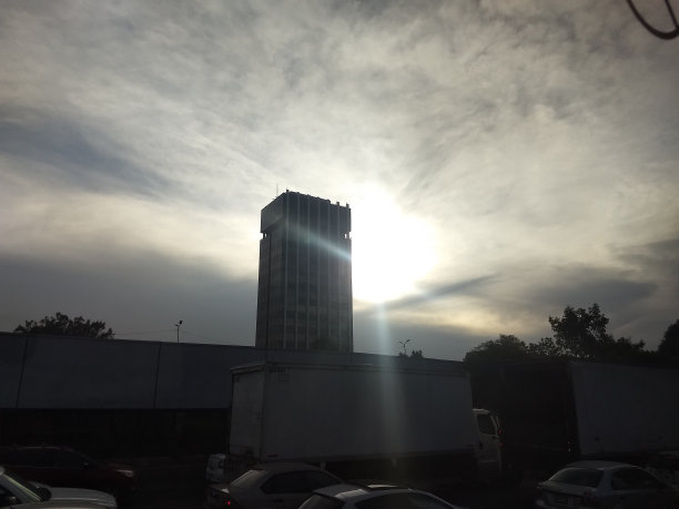 在一个城市图片下载