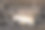 又脏又旧的汽车引擎。在车库里图片下载