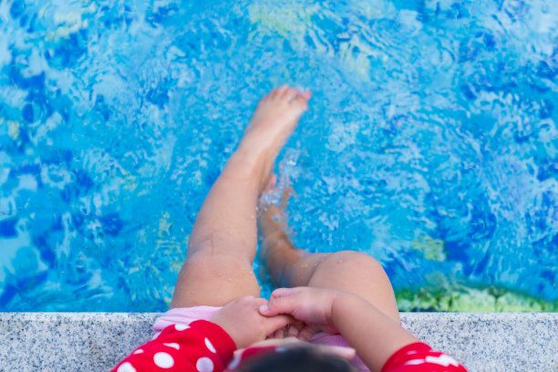 闭上小腿儿湿了水。图片下载