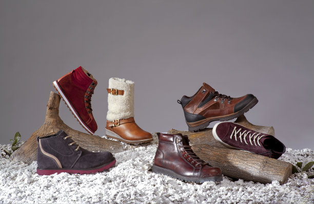 靴子和鞋子图片下载