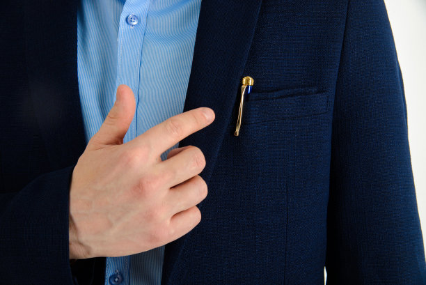 商人风格，西装细节，金属笔口袋。图片下载