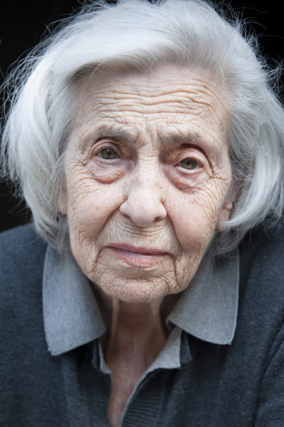 高级的女人肖像图片下载