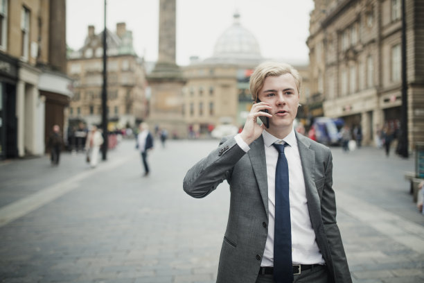 商人打电话图片下载