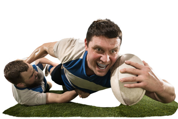 在白色背景上孤立的两个白人橄榄球运动员的剪影图片下载