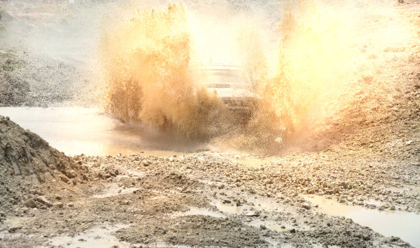 越野和4x4图片下载