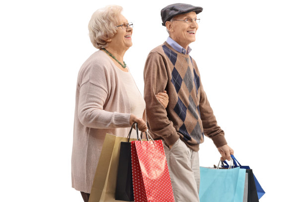 老夫妇拿着购物袋图片下载