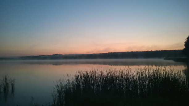 湖的日出图片下载