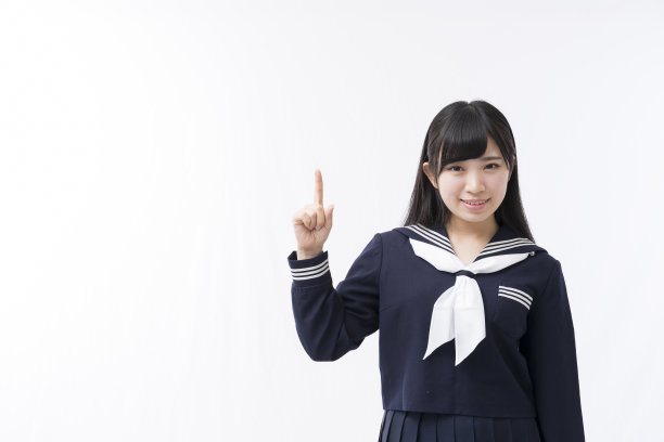 一个穿着水手服的女生图片下载