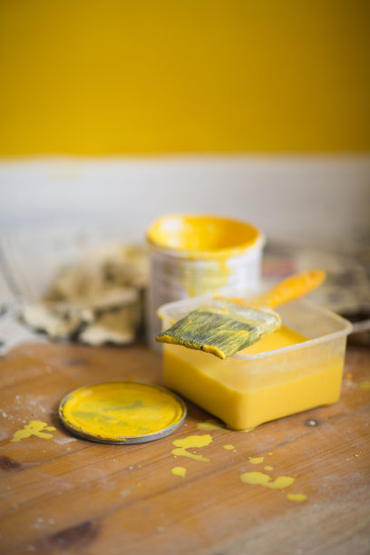 在家里用黄色DIY图片下载