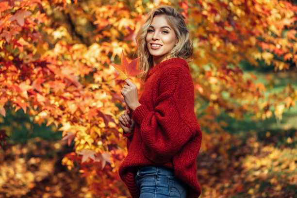 漂亮的女人图片下载