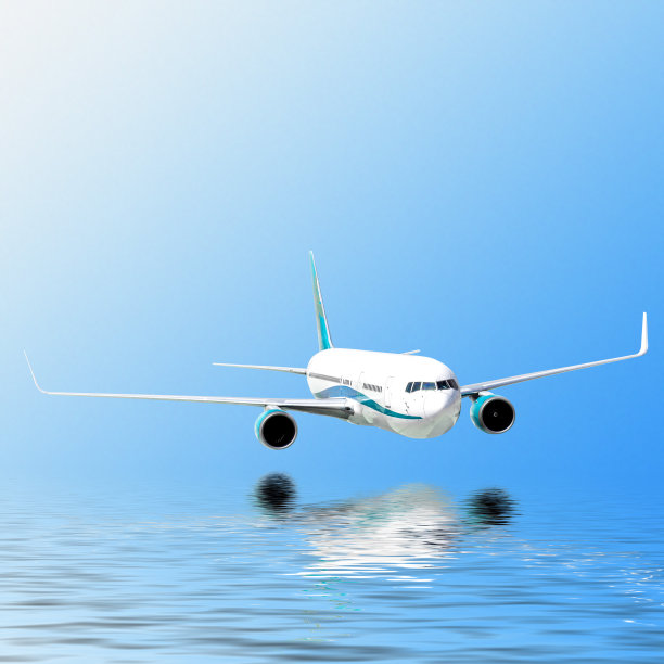 飞机在天空和太阳的背景上飞行图片下载