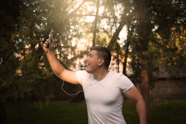 训练后的自拍。图片下载