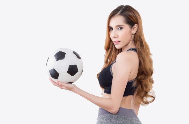 穿着运动服装的年轻女子图片下载