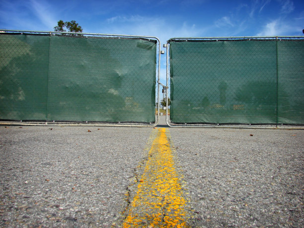 锁着门图片下载