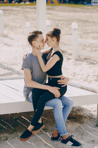 夫妇在爱图片下载