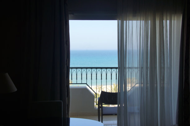 从房间可以看到美丽的海景图片下载
