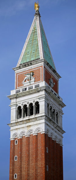 意大利威尼斯钟楼在意大利语中被称为圣马可钟图片下载