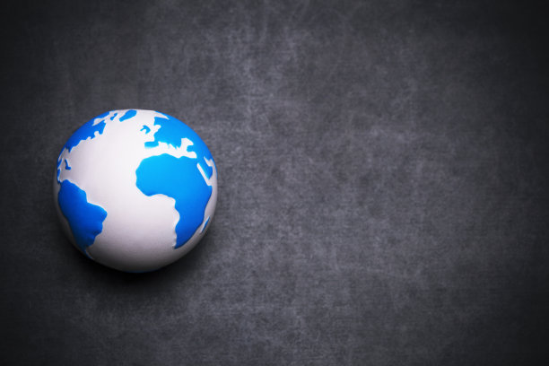 全球在黑板上图片下载