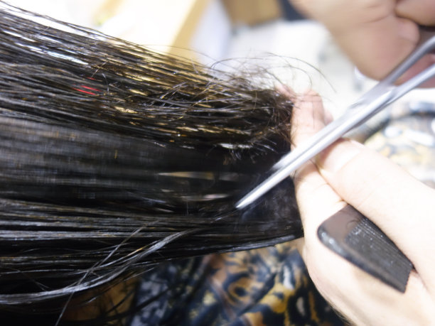 理发师剪头发图片下载