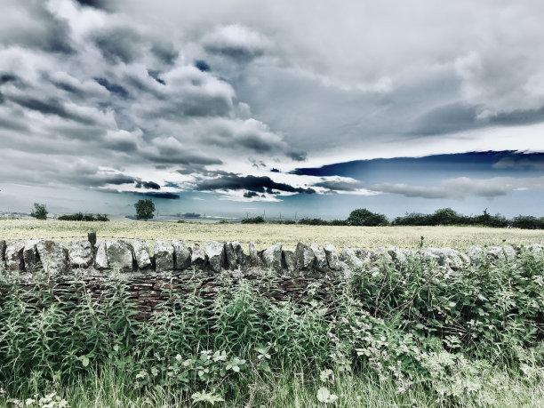 黑暗的天空图片下载
