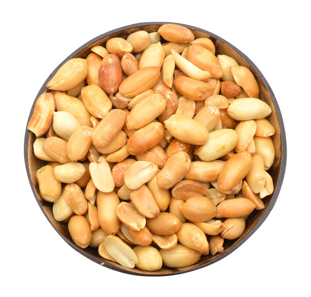 白底木碗中分离的加工花生图片下载