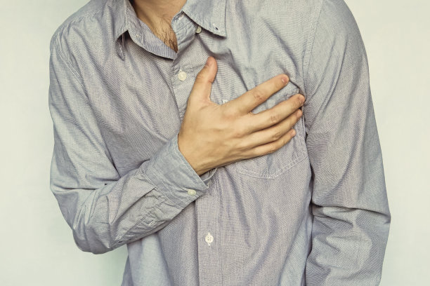 心脏病患者图片下载