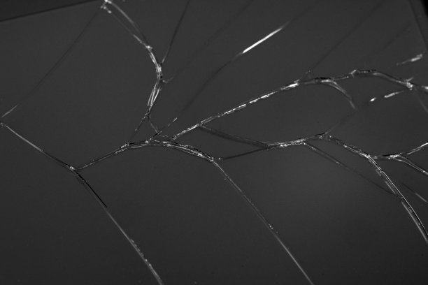 手机屏幕坏了图片下载