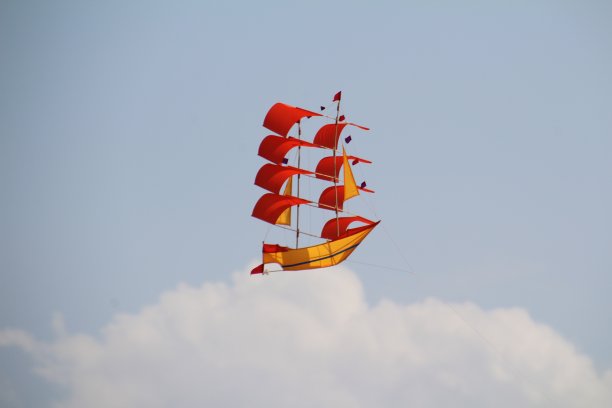 五颜六色的风筝图片下载