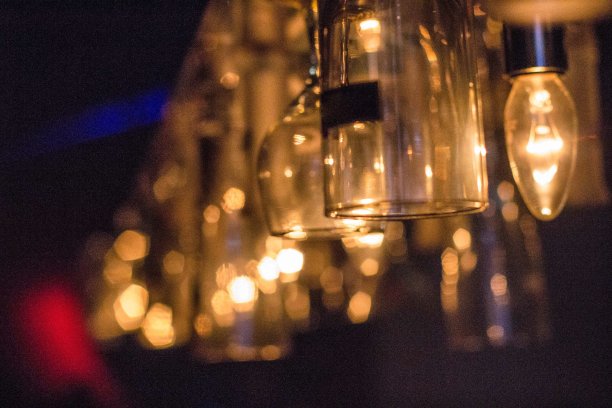 啤酒灯图片下载