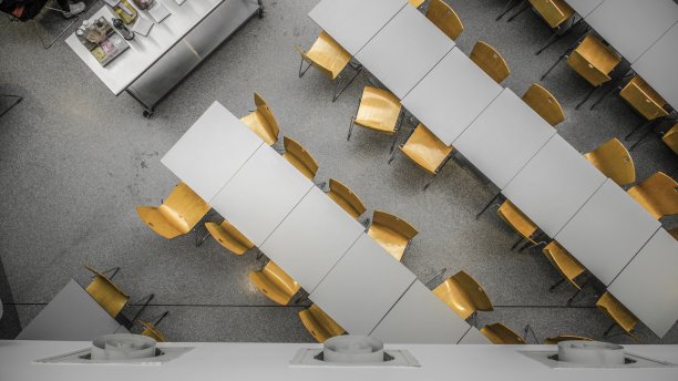 黄色的椅子图片下载