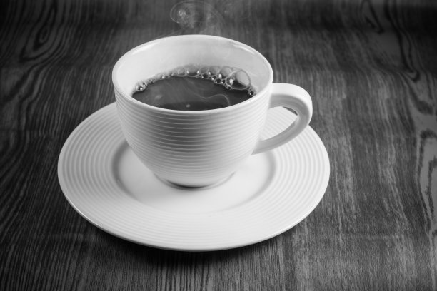 咖啡和咖啡豆。图片下载